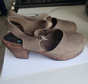 Swedish Clogs Taupe Brown